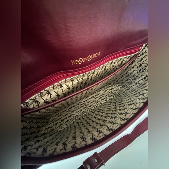 YSL Vintage Crossbody Bag - Picture 5 of 15